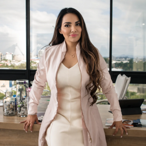 Dra Cindy Salazar
