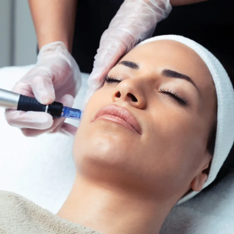 HydraFacial en clínica de medicina estética Zona 10, Guatemala