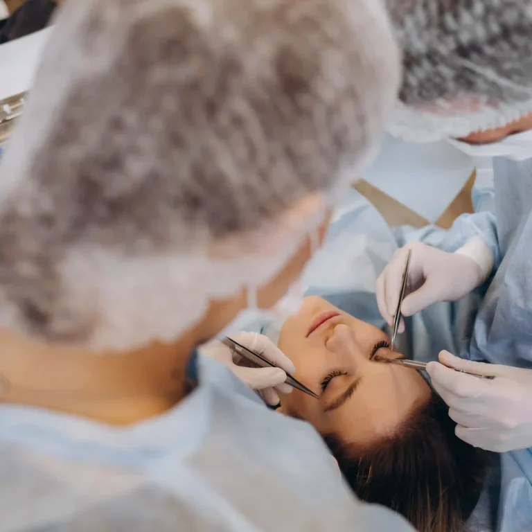 Medicina estética vs cirugía plástica en Guatemala - diferencias